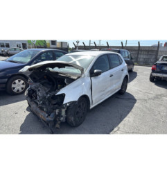 Leve vitre electrique avant gauche VOLKSWAGEN POLO 5