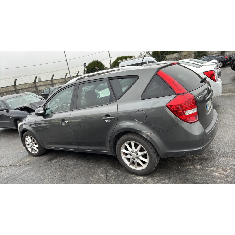 Etrier avant droit (freinage) KIA CEE-D 1 SPORT WAGON Photo n°10