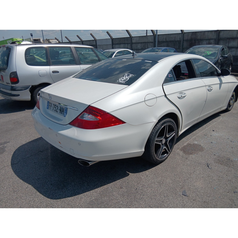 Etrier avant gauche (freinage) MERCEDES CLASSE CLS 219 Photo n°6