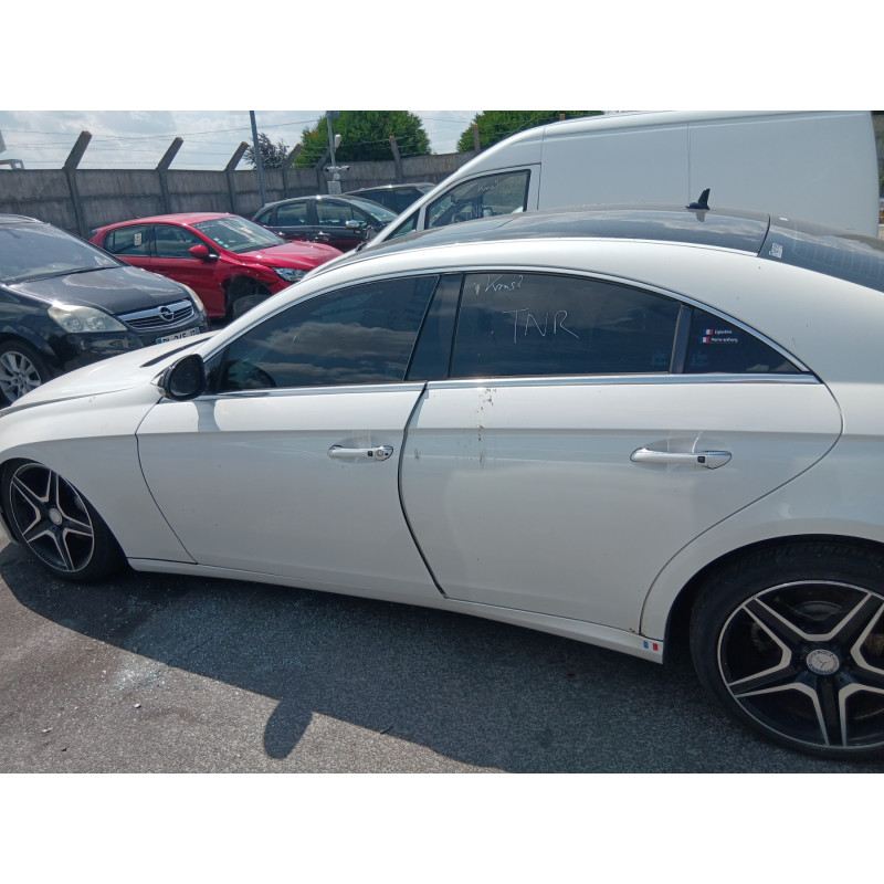 Etrier avant gauche (freinage) MERCEDES CLASSE CLS 219 Photo n°9
