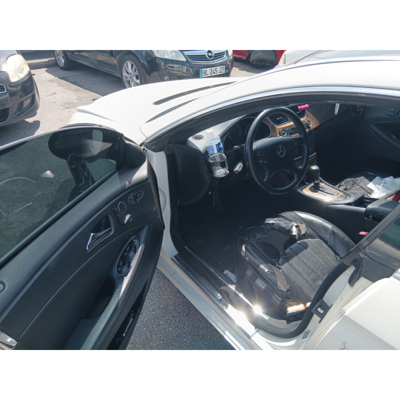 Etrier avant gauche (freinage) MERCEDES CLASSE CLS 219 Photo n°14
