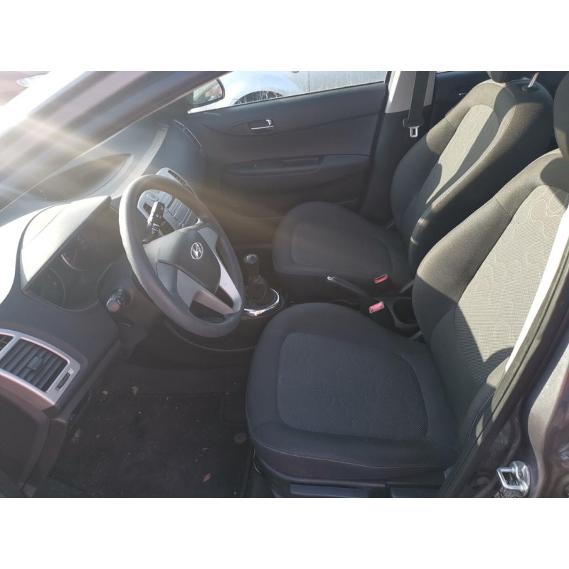 Etrier avant gauche (freinage) HYUNDAI I 20 1 Photo n°13