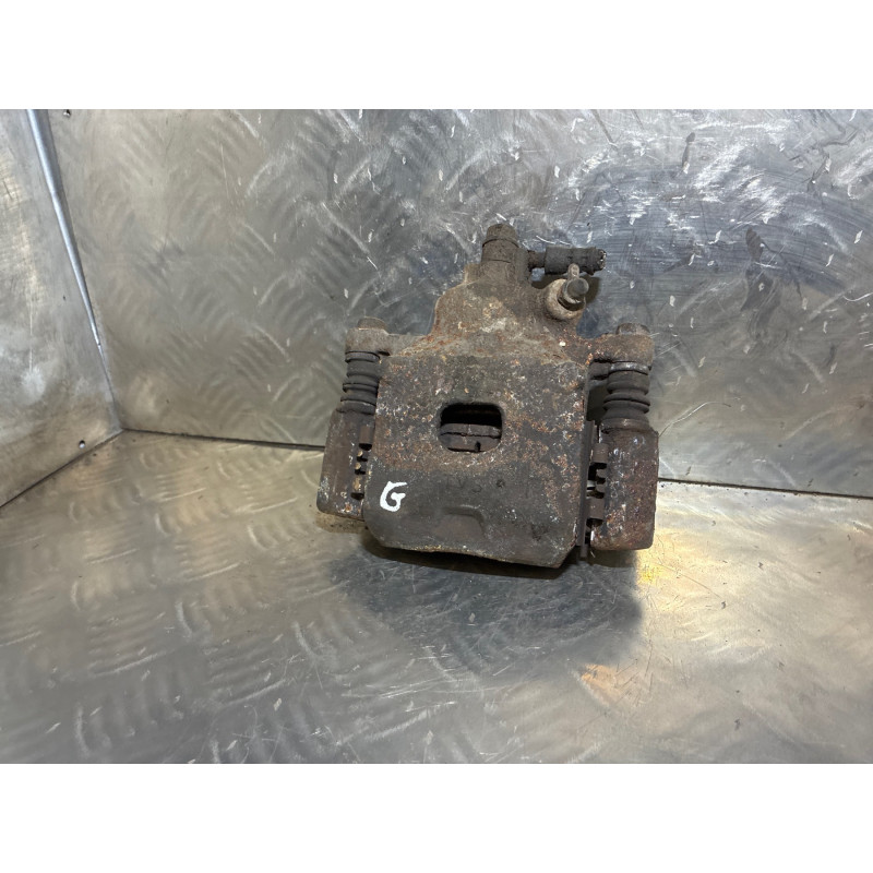 Etrier avant gauche (freinage) SUZUKI ALTO 3 Photo n°3