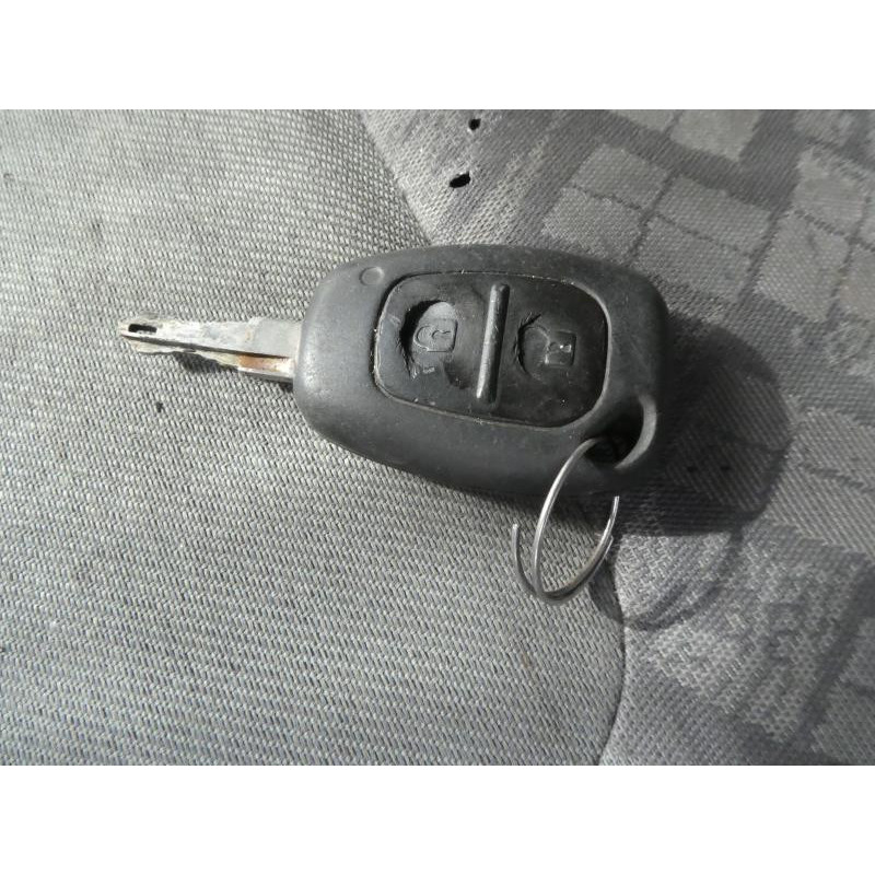 Etrier avant droit (freinage) OPEL VIVARO 1 Photo n°5