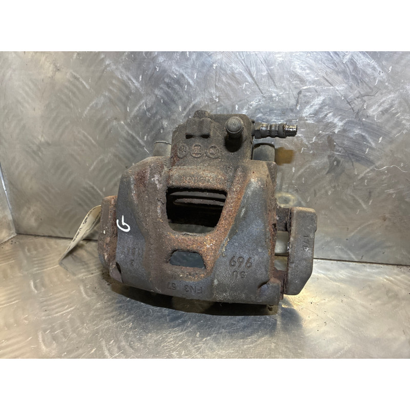 Etrier avant gauche (freinage) FIAT 500X Photo n°1