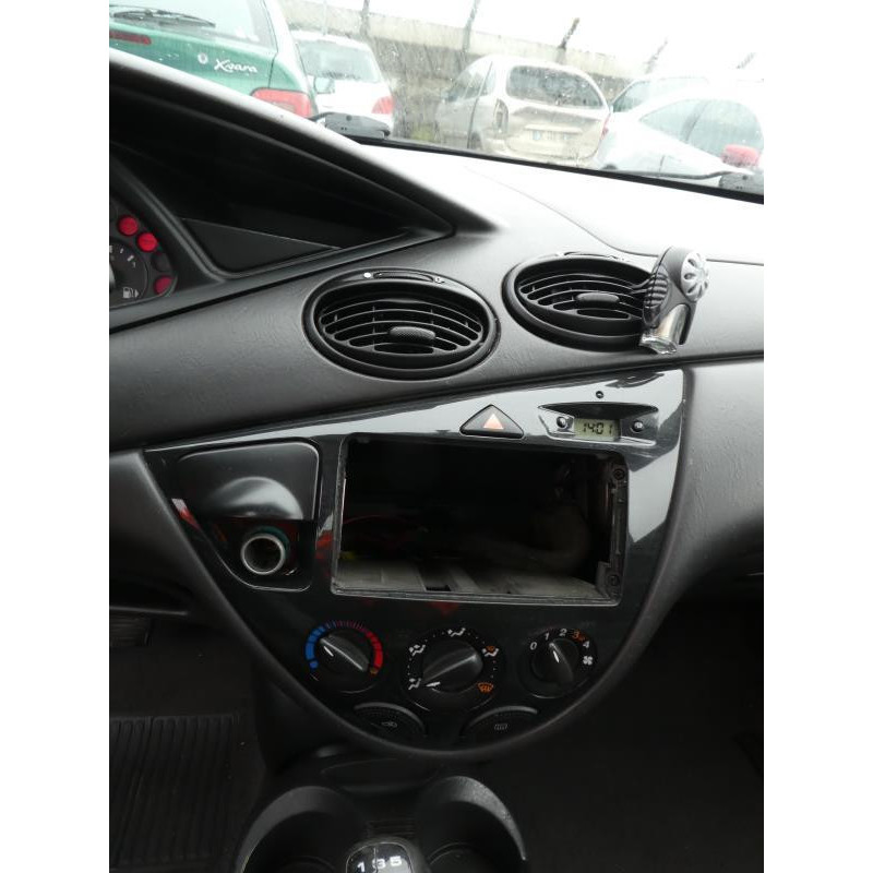 Etrier avant gauche (freinage) FORD FOCUS 1 Photo n°14