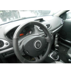 Etrier avant gauche (freinage) RENAULT CLIO 3