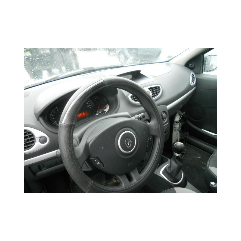 Etrier avant gauche (freinage) RENAULT CLIO 3 Photo n°10