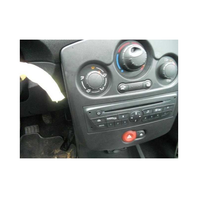Etrier avant gauche (freinage) RENAULT CLIO 3 Photo n°11
