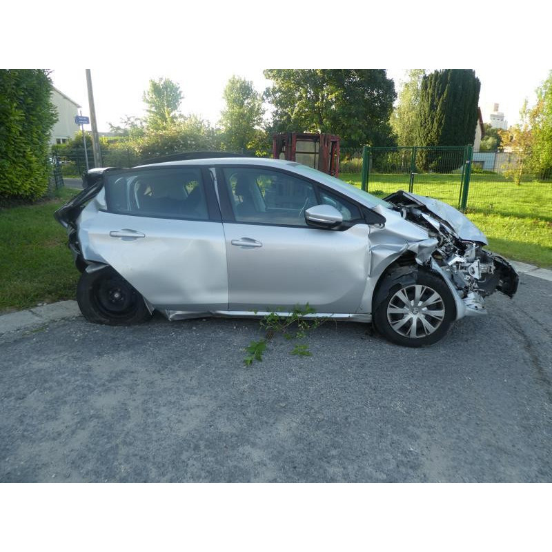 Etrier avant gauche (freinage) PEUGEOT 208 1 Photo n°12