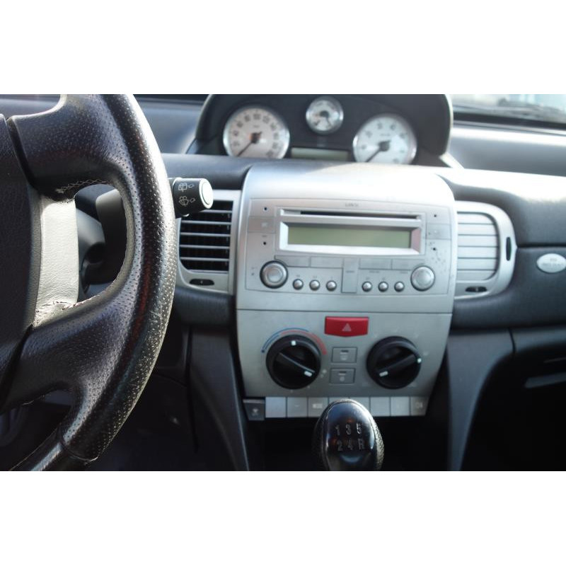 Etrier avant gauche (freinage) LANCIA YPSILON 4 Photo n°9