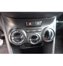 Vitre arriere gauche PEUGEOT 2008 1