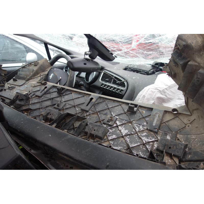 Vitre arriere gauche PEUGEOT 3008 1 Photo n°6