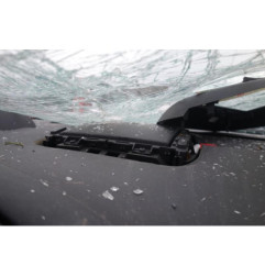 Vitre arriere gauche PEUGEOT 3008 1
