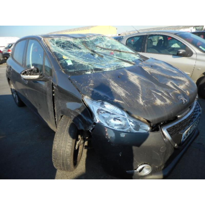 Vitre arriere gauche PEUGEOT 208 1 Photo n°2