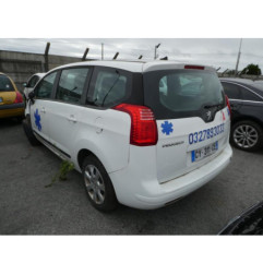 Vitre arriere droit PEUGEOT 5008 1