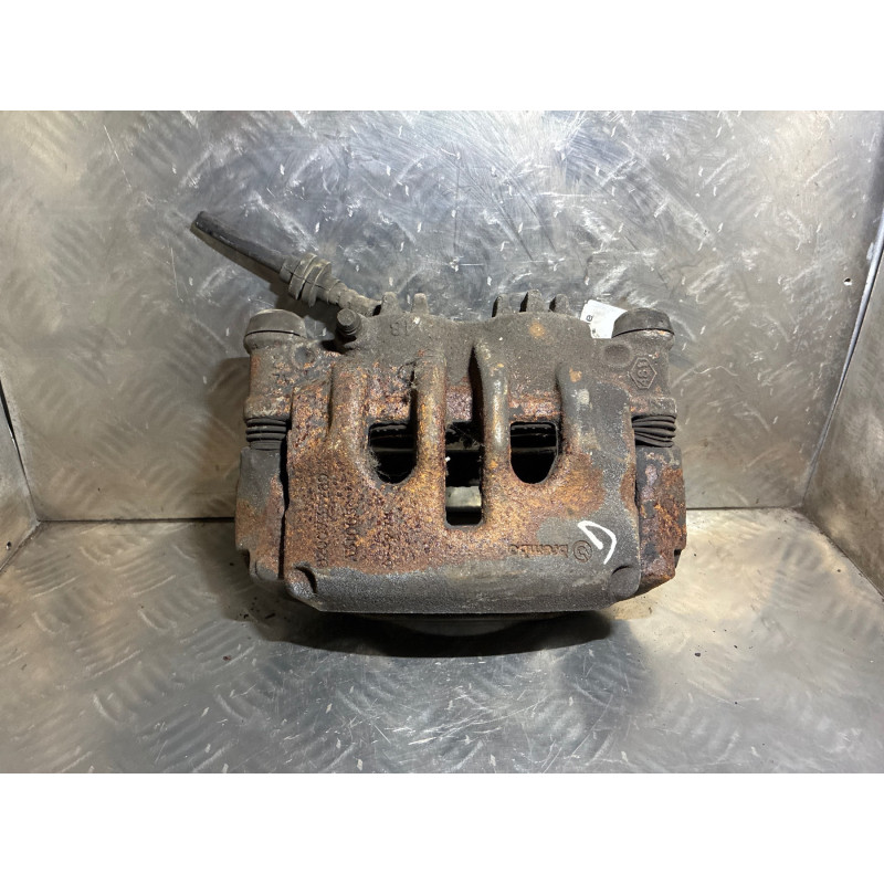 Etrier avant gauche (freinage) RENAULT MASTER 3 Photo n°2