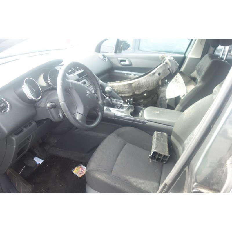 Vitre arriere droit PEUGEOT 3008 1 Photo n°1
