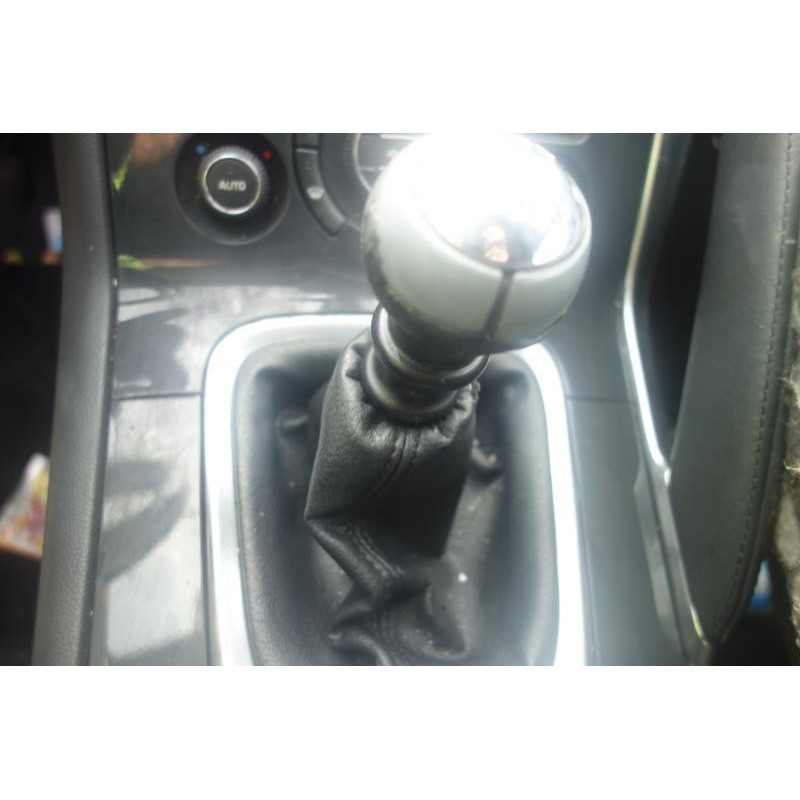 Vitre arriere droit PEUGEOT 3008 1 Photo n°10