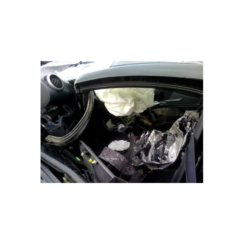 Lunette arriere PEUGEOT 107 Photo n°5