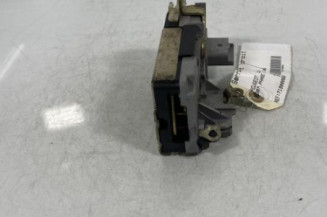 Serrure avant droit PEUGEOT 307