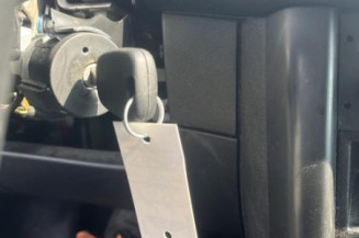 Pretensionneur de ceinture avant gauche PEUGEOT 207