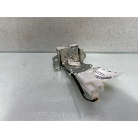 Serrure de coffre SUZUKI SWIFT 4