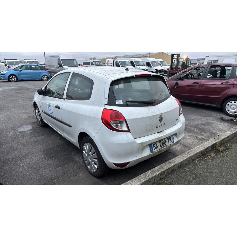 Pretensionneur de ceinture avant droit RENAULT CLIO 3 Photo n°7