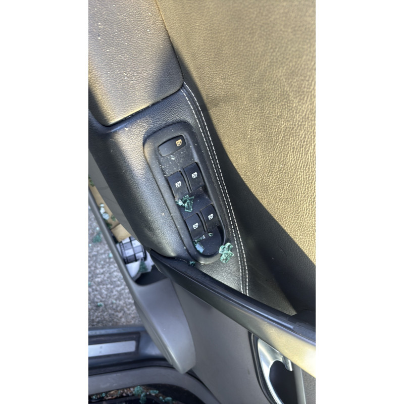 Serrure arriere droit RENAULT SCENIC 2 Photo n°17