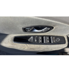 Serrure avant gauche RENAULT MEGANE 3