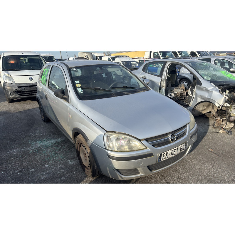 Vitre avant gauche OPEL CORSA C Photo n°4