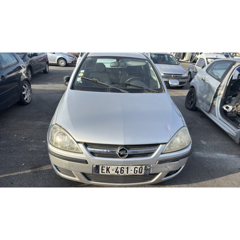 Vitre avant gauche OPEL CORSA C Photo n°9