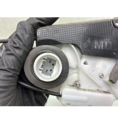 Serrure arriere droit TOYOTA YARIS 3