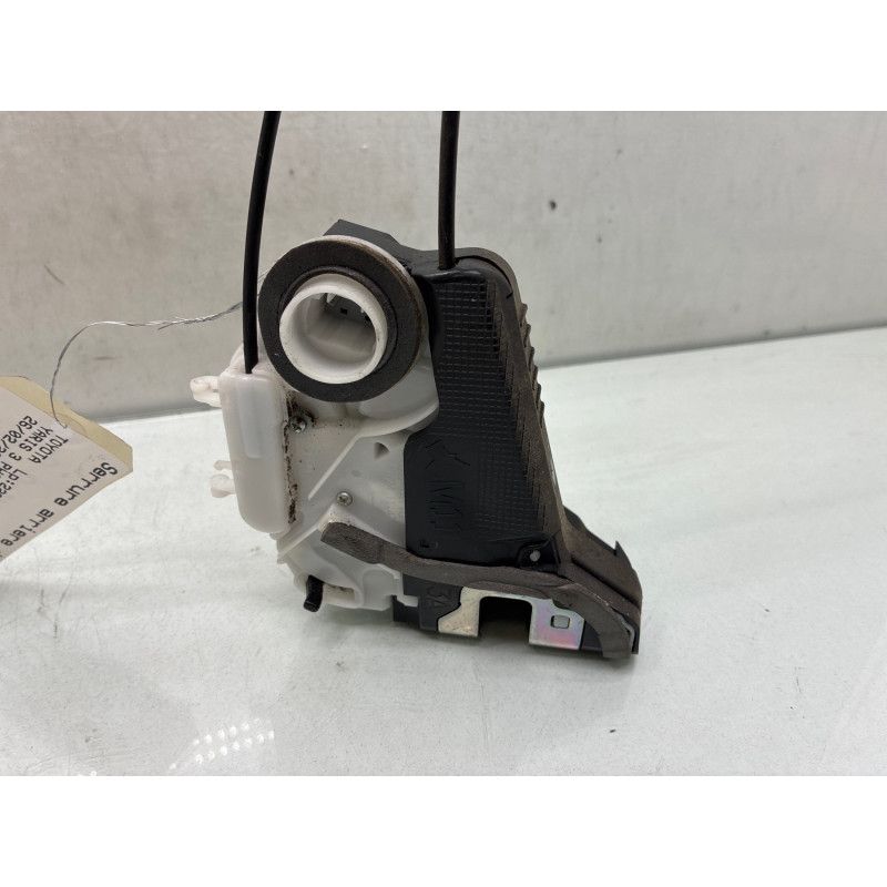 Serrure arriere droit TOYOTA YARIS 3 Photo n°5