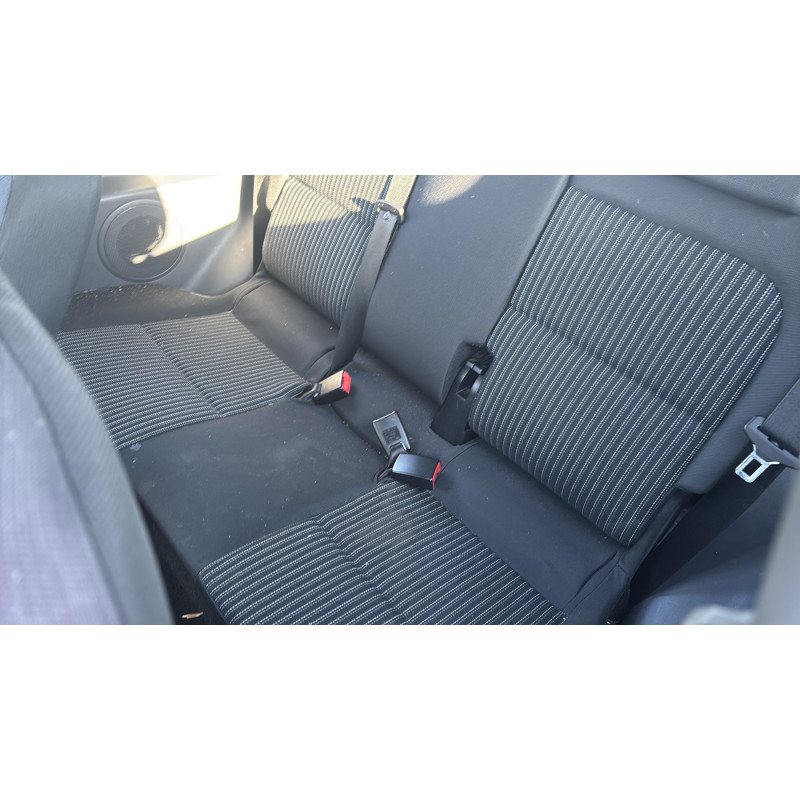 Feu arriere secondaire droit (feux) MITSUBISHI COLT 6 Photo n°17