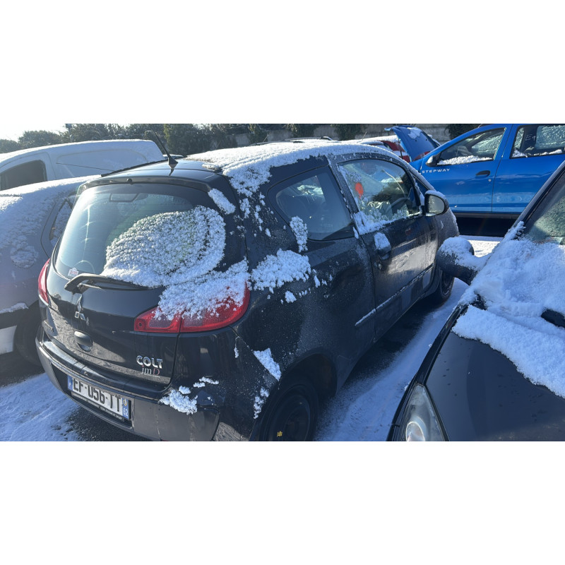 Feu arriere secondaire gauche (feux) MITSUBISHI COLT 6 Photo n°9