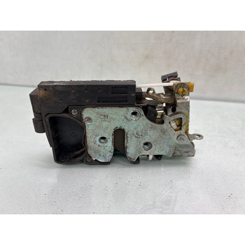 Serrure avant droit CHEVROLET AVEO 1 Photo n°4