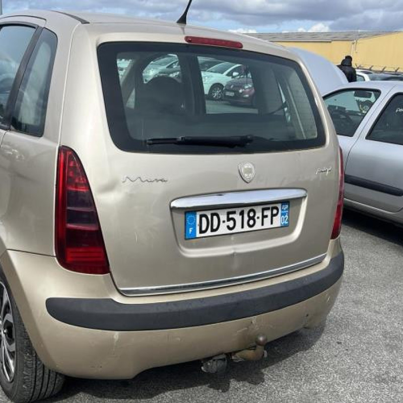Cric LANCIA MUSA Photo n°9