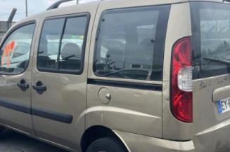 Bras essuie glace arriere FIAT DOBLO 1