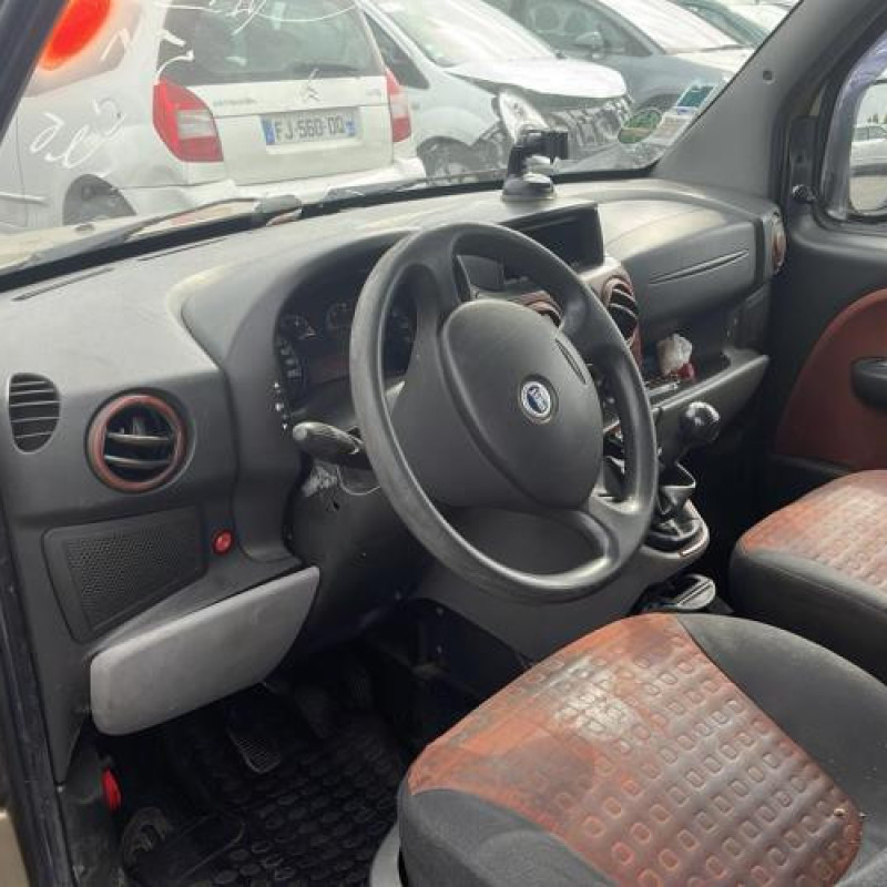 Bras essuie glace arriere FIAT DOBLO 1 Photo n°10