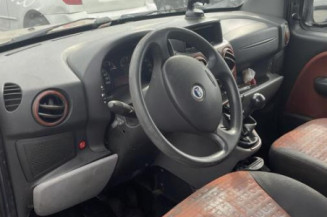 Retroviseur droit FIAT DOBLO 1