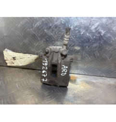 Etrier avant gauche (freinage) TOYOTA COROLLA 10