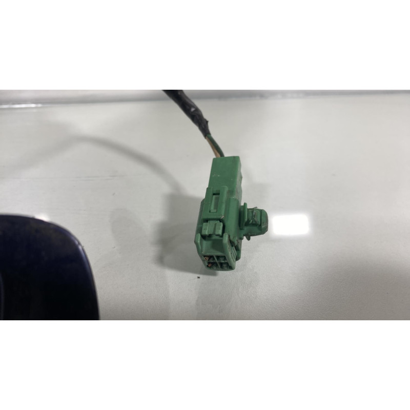 Bouton de coffre SUZUKI SWIFT 3 Photo n°3