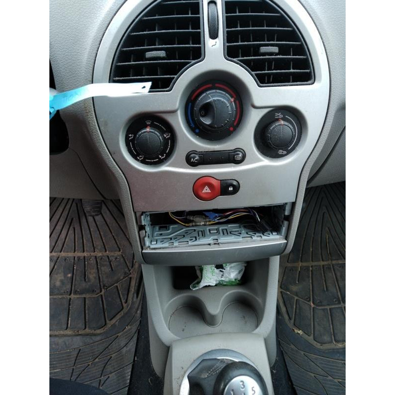 Etrier arriere gauche (freinage) RENAULT MODUS Photo n°12