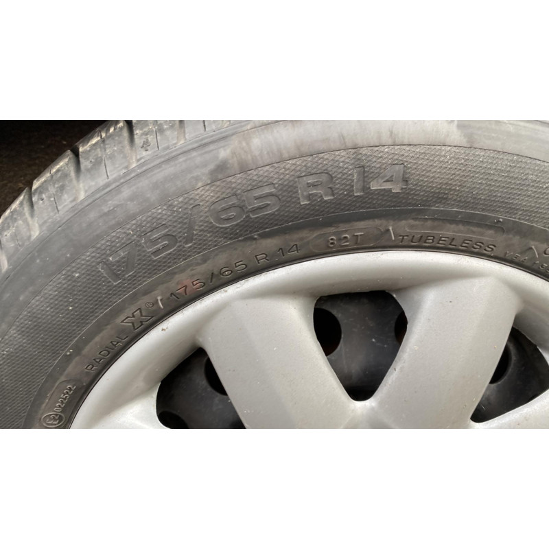 Serrure avant gauche FORD FIESTA 5 Photo n°17