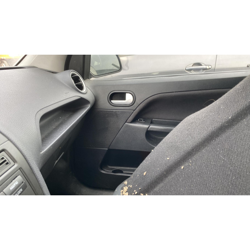 Serrure avant gauche FORD FIESTA 5 Photo n°20