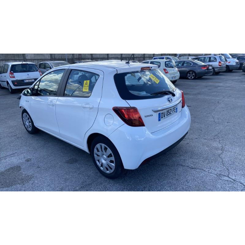 Pretensionneur de ceinture avant droit TOYOTA YARIS 3 Photo n°10