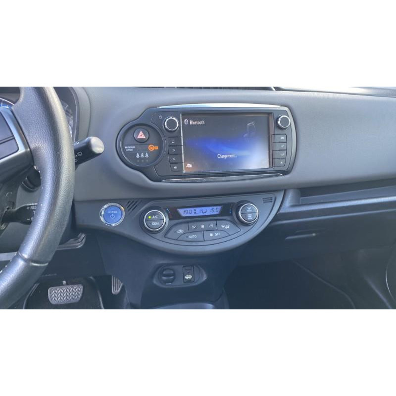 Pretensionneur de ceinture avant droit TOYOTA YARIS 3 Photo n°18