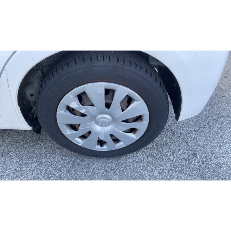Pretensionneur de ceinture avant droit TOYOTA YARIS 3 Photo n°19