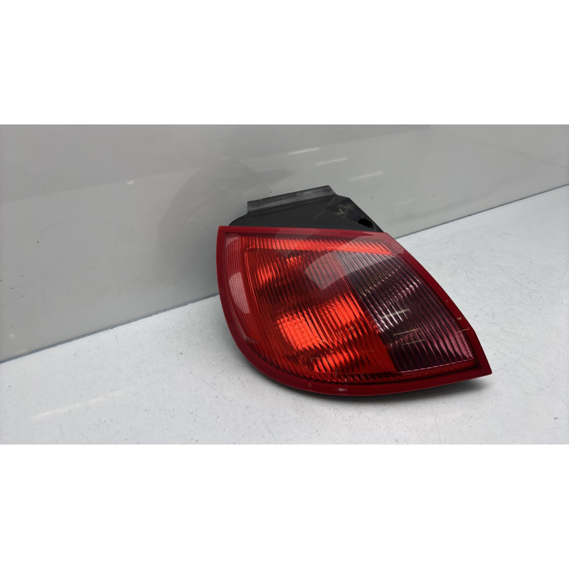Feu arriere principal gauche (feux) MITSUBISHI COLT 6 Photo n°2